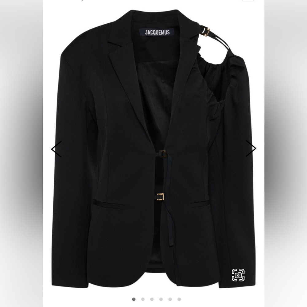 Jacquemus
Black Le Chouchou La Veste Galliga Blazer 
Size 40